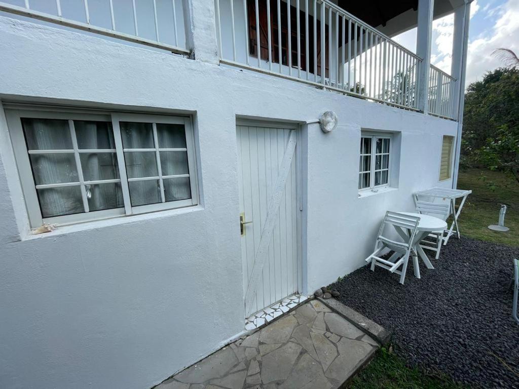 Chez Cecilia Apartment Sainte-Anne  Exterior photo